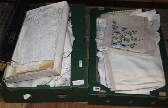 2 boxes of mixed linen